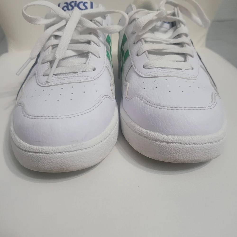 Asics Japan S White Sneakers with Blue and Green Accents Unisex  EUR39.5/ US6.5